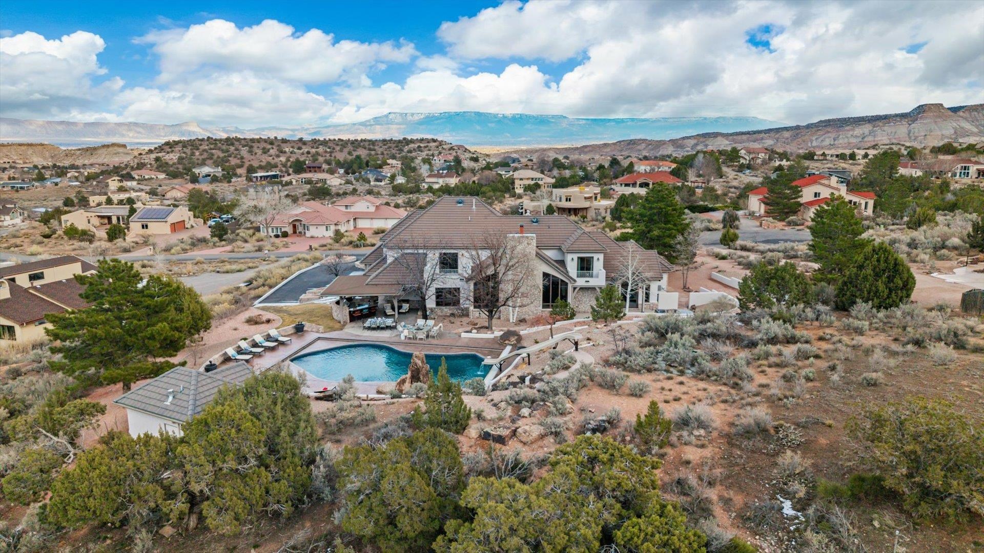 289 W Morrison Court