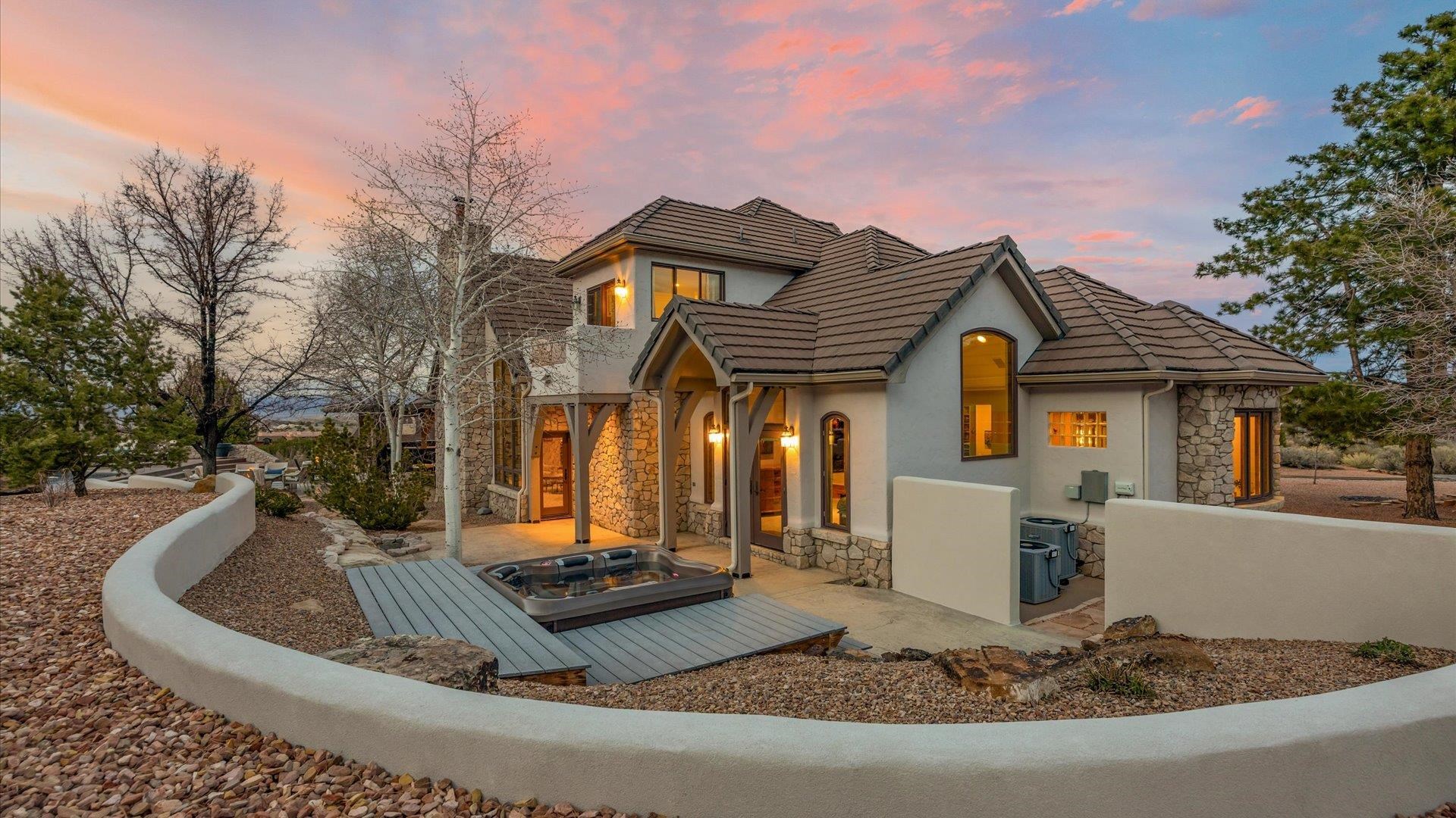 289 W Morrison Court