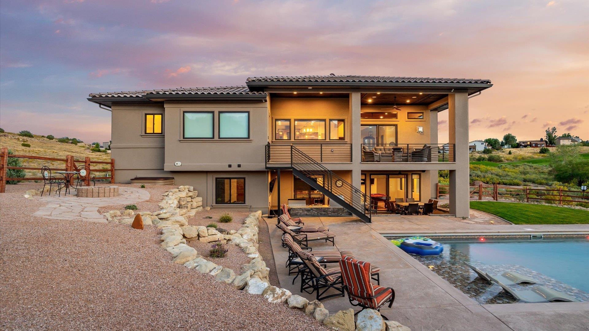 379 High Desert Road