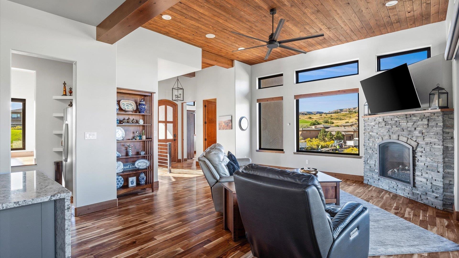 379 High Desert Road