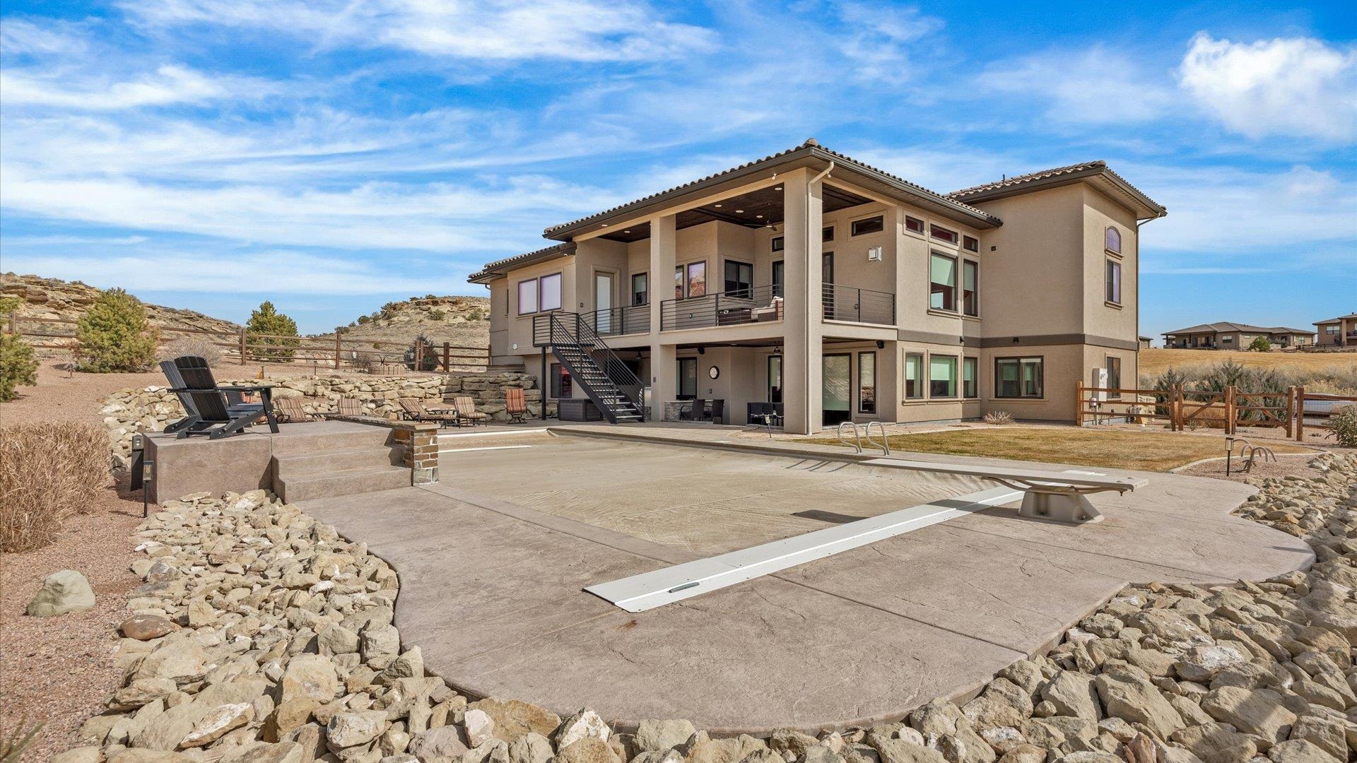 379 High Desert Road