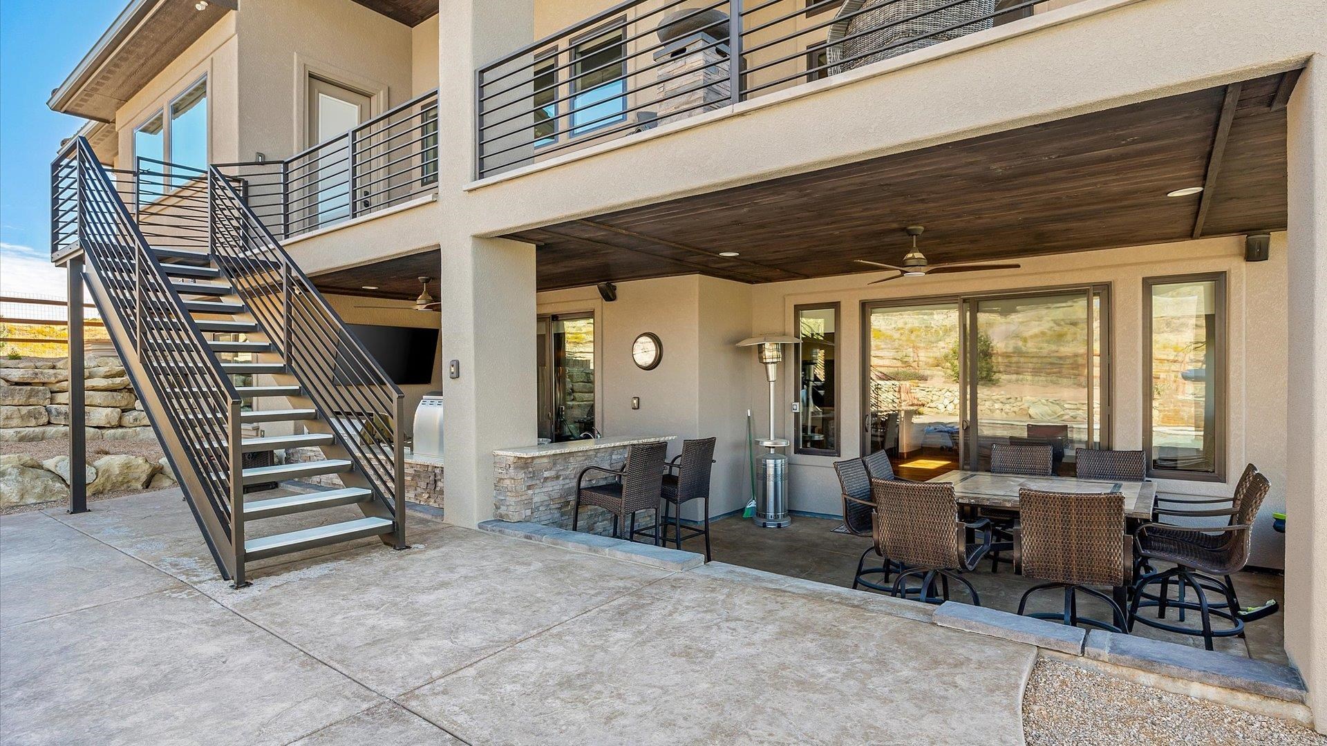 379 High Desert Road