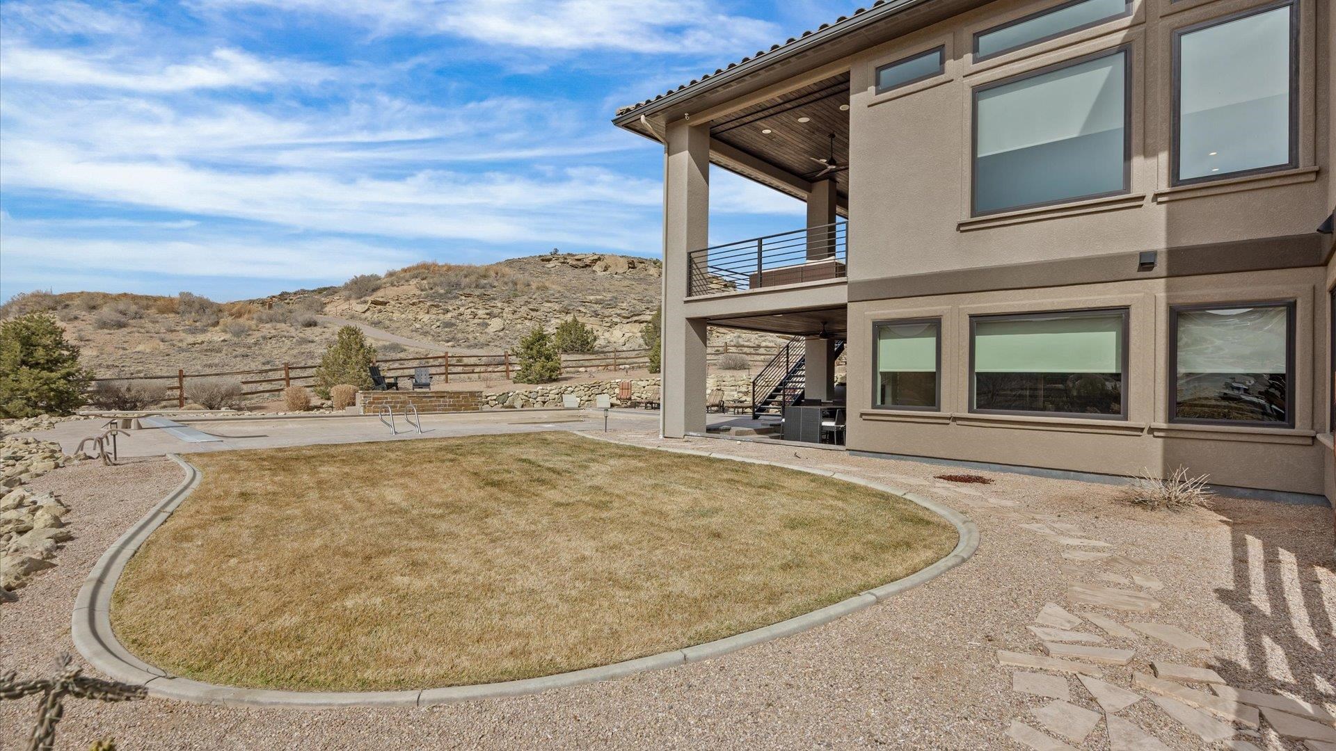 379 High Desert Road