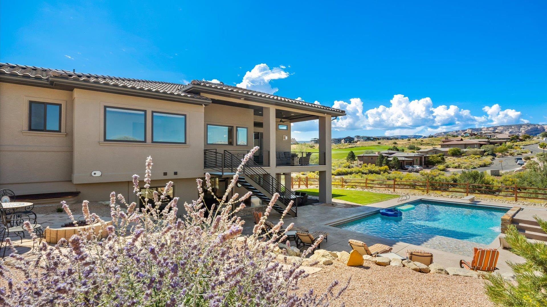 379 High Desert Road