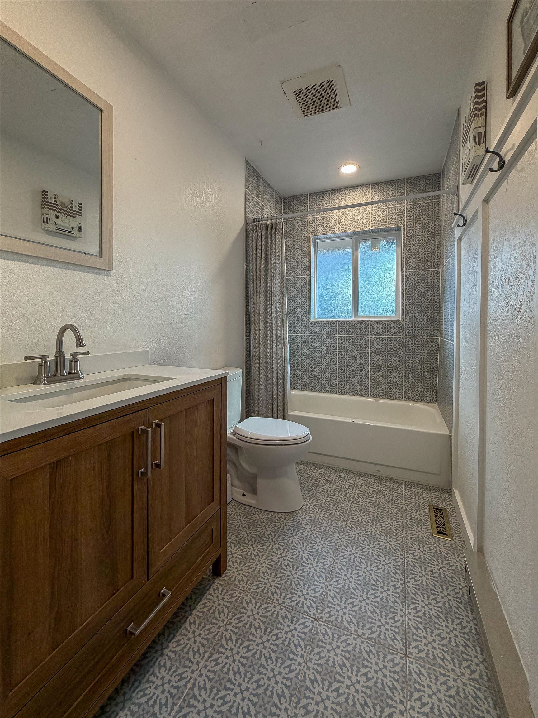 441 E Scenic Drive Unit: A