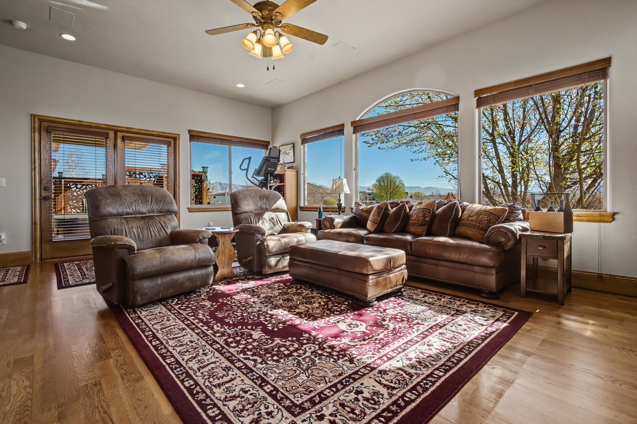 1013 Pritchard Mesa Court