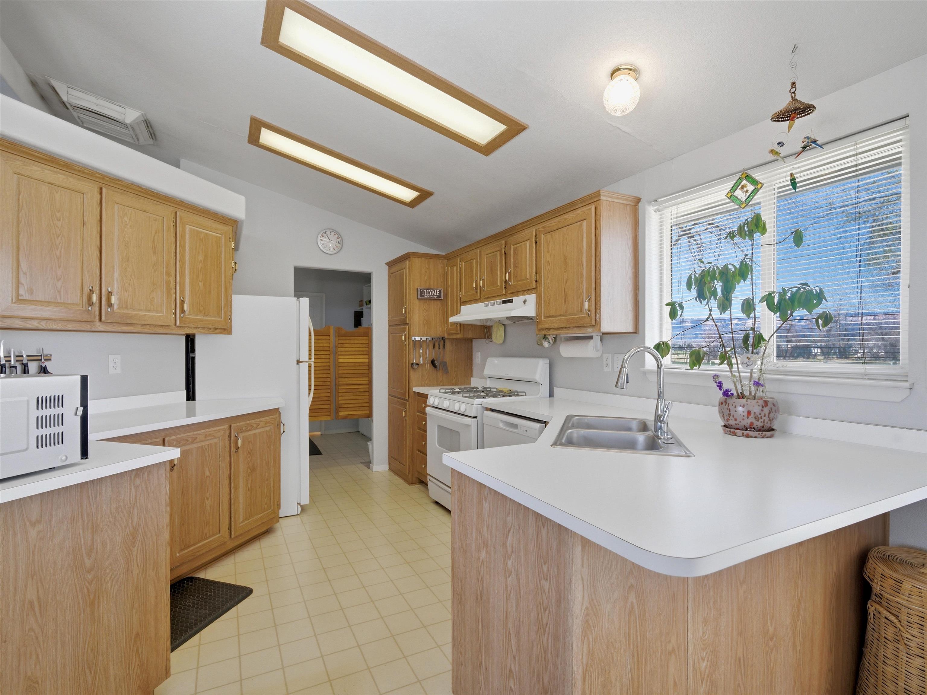 2171 I Road