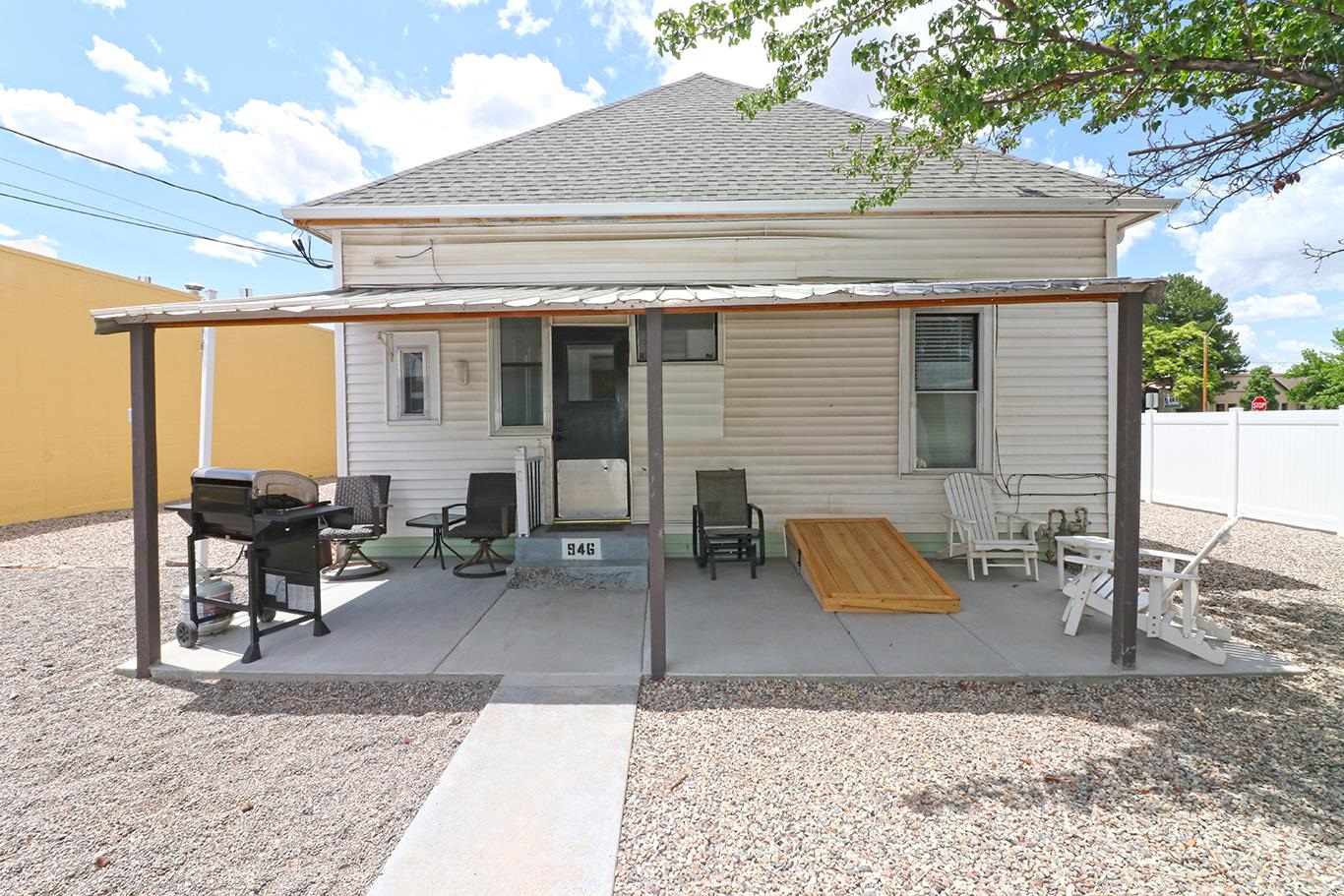 946 N 7th Street