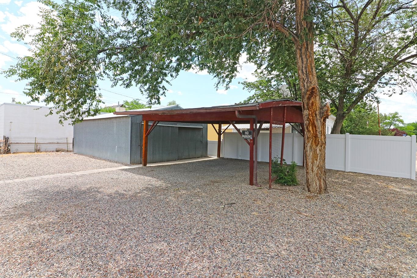 946 N 7th Street