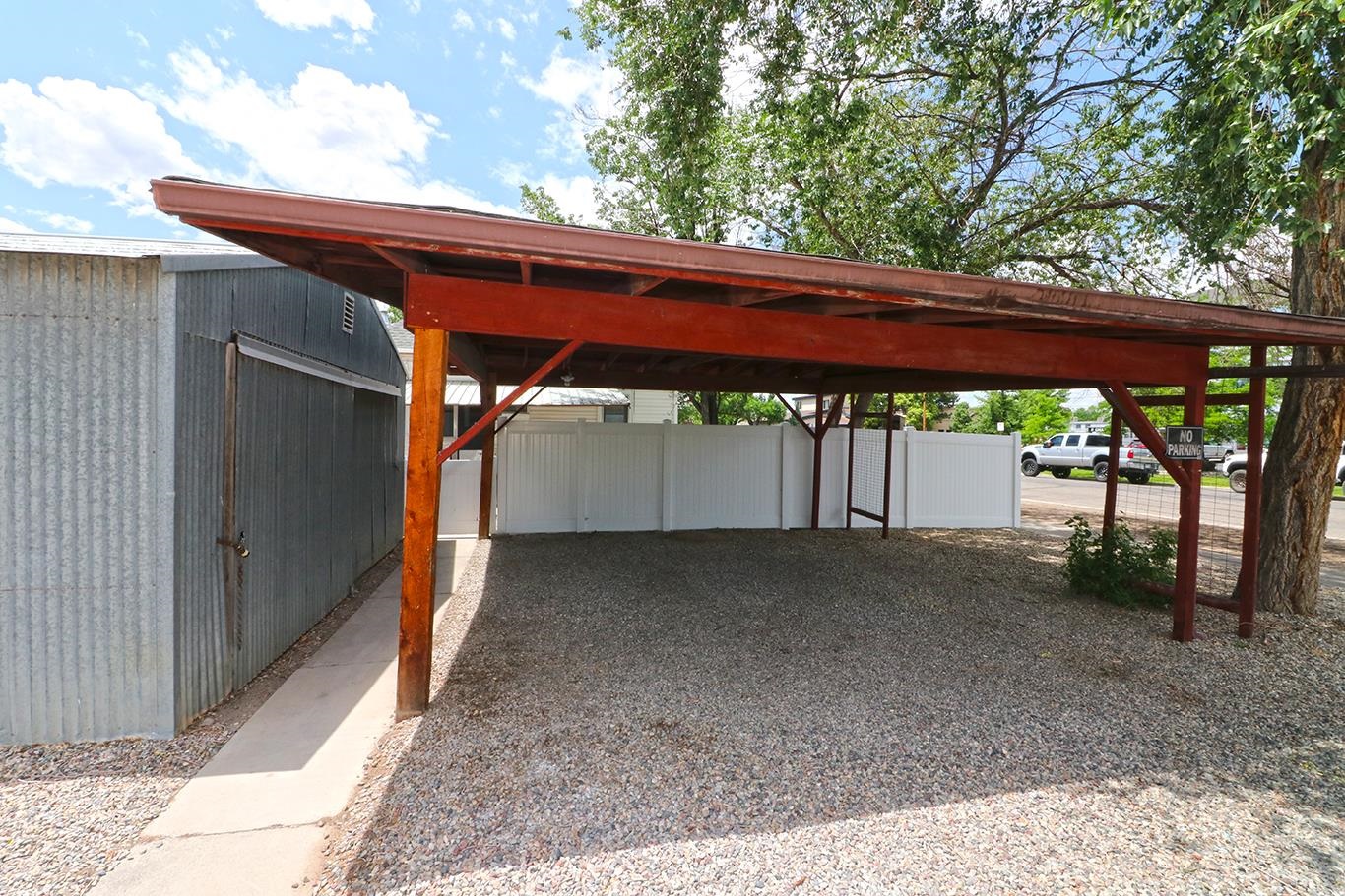 946 N 7th Street