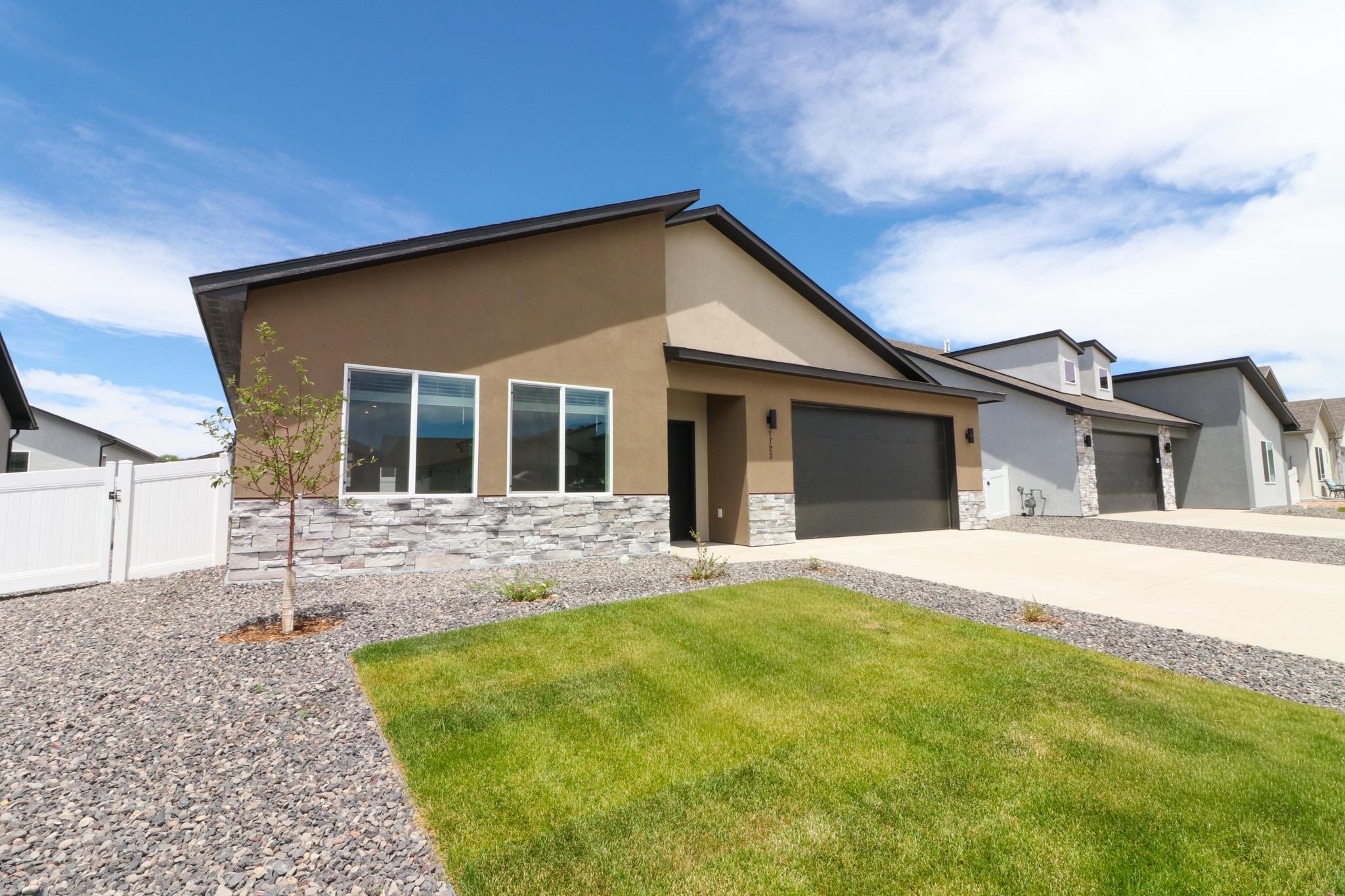 1723 Rusty Rivet Road