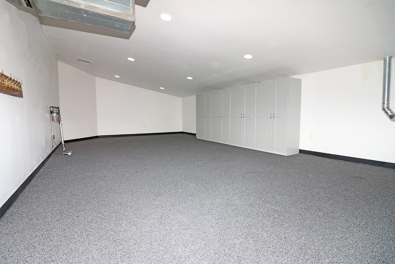 879 Struthers Avenue Unit: C