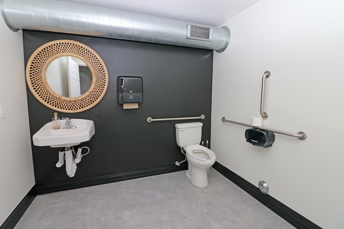 879 Struthers Avenue Unit: C
