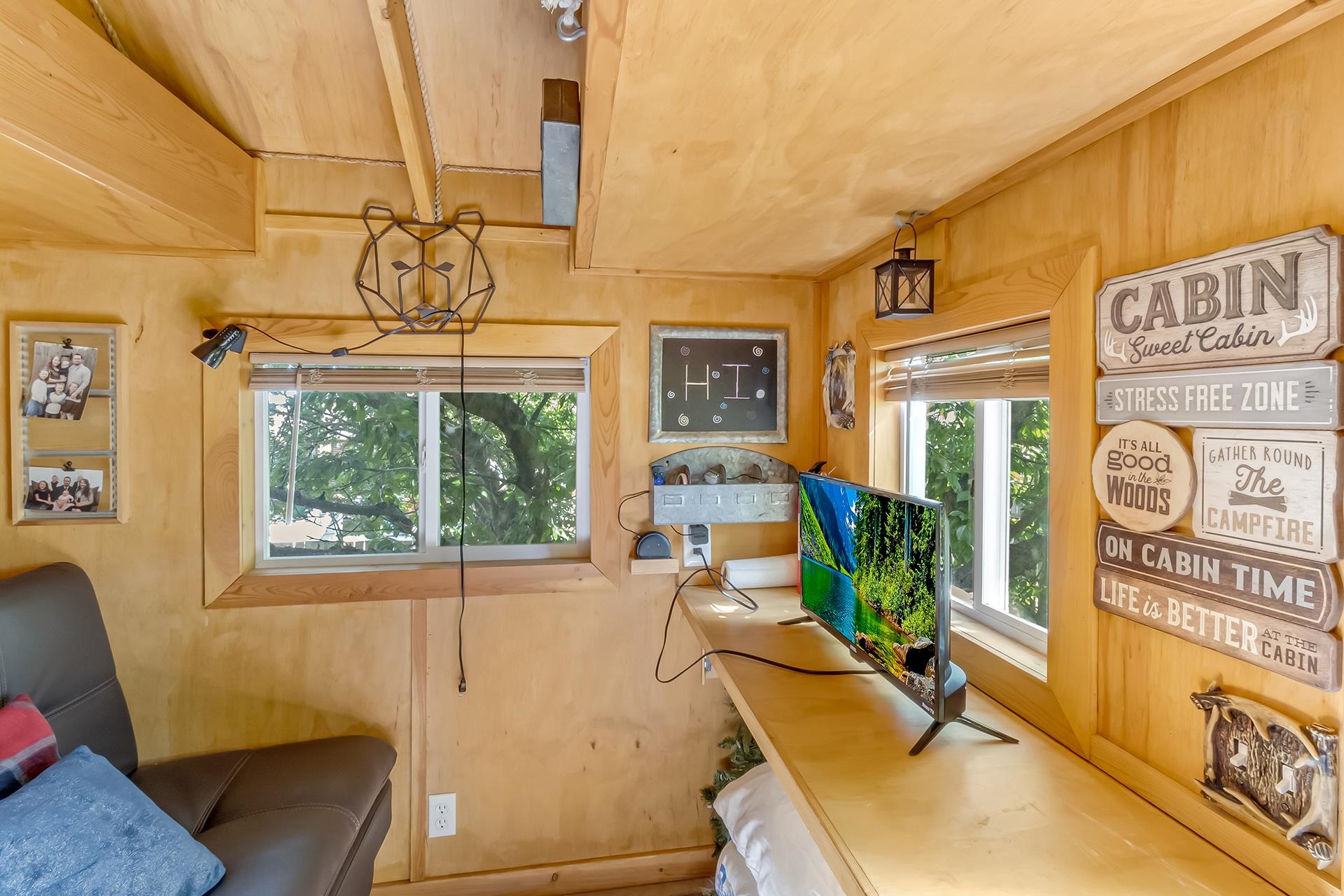 2118 Saguaro Road