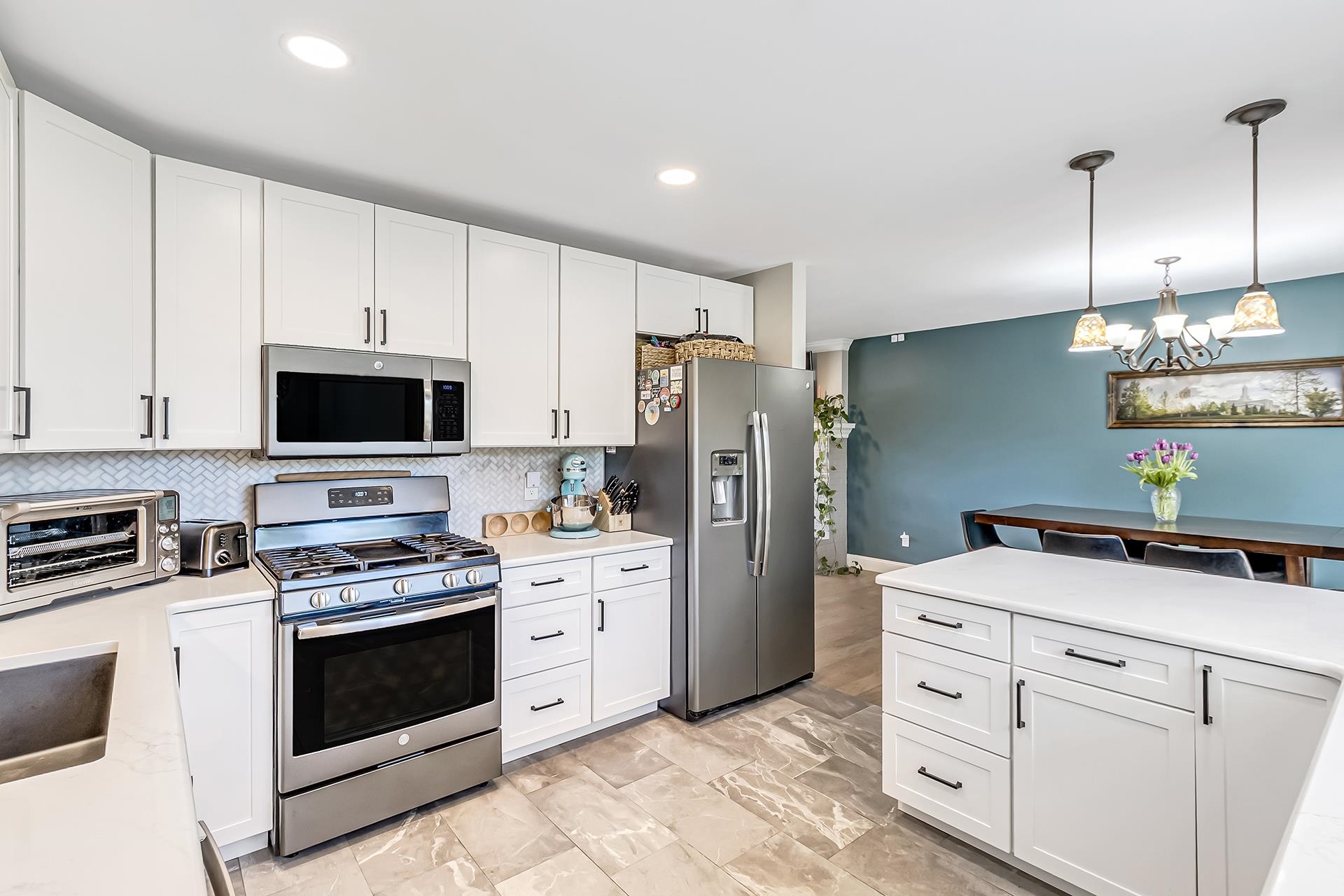 2118 Saguaro Road
