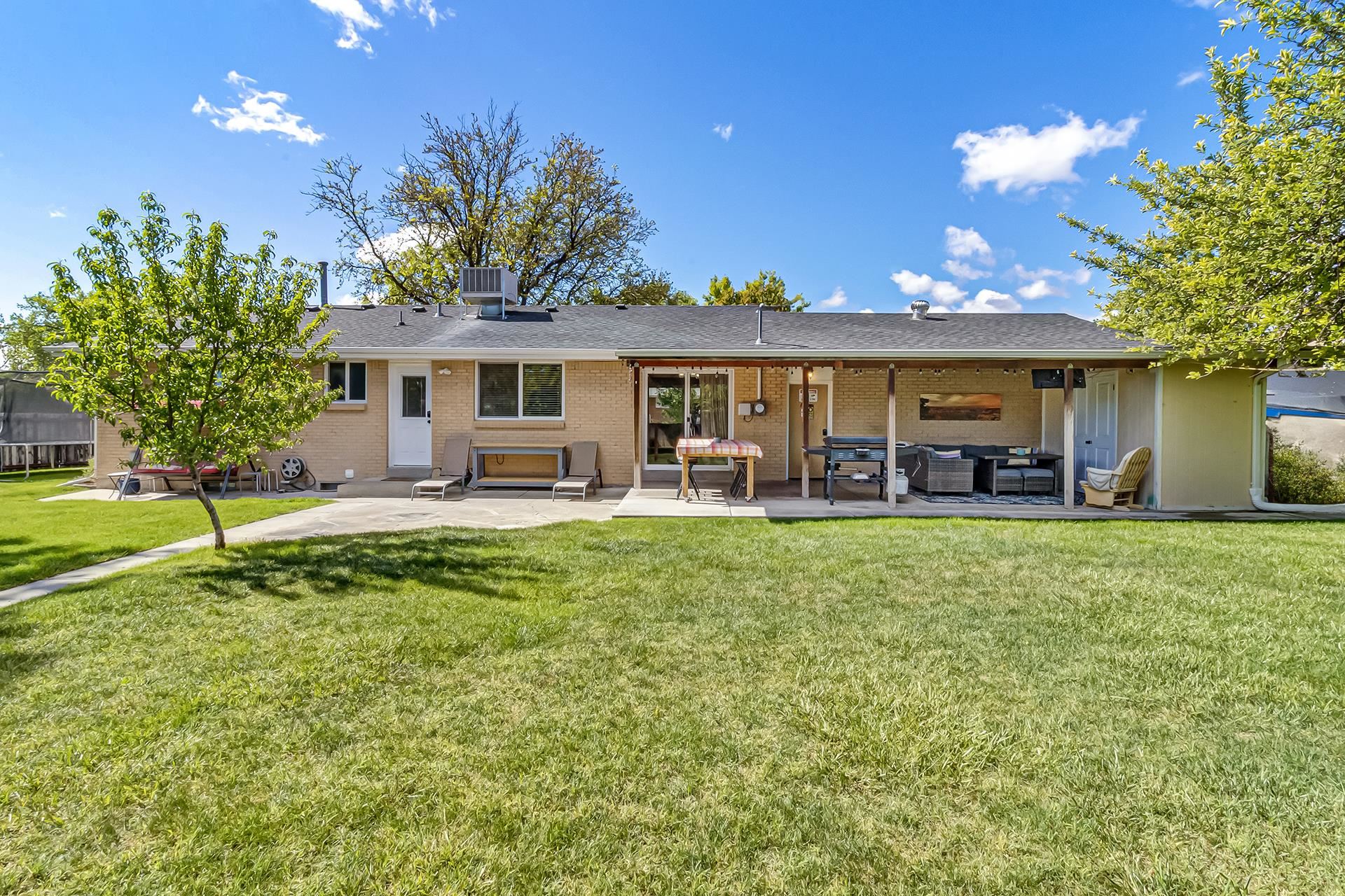 2118 Saguaro Road