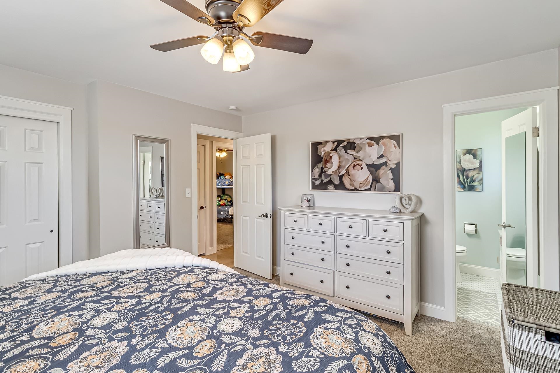 2118 Saguaro Road