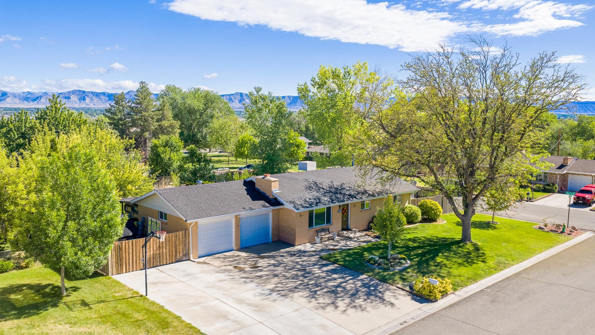 2118 Saguaro Road