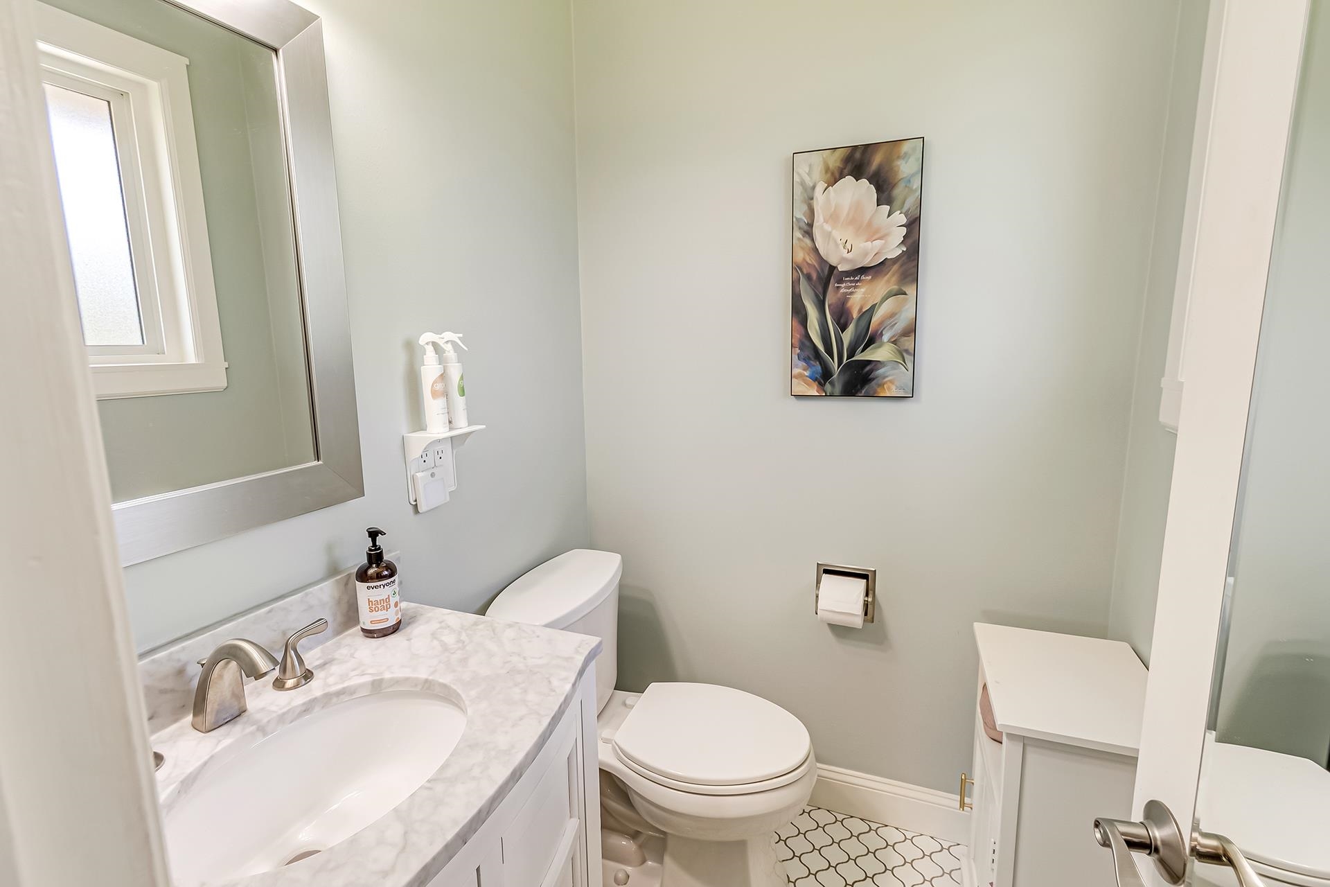 2118 Saguaro Road