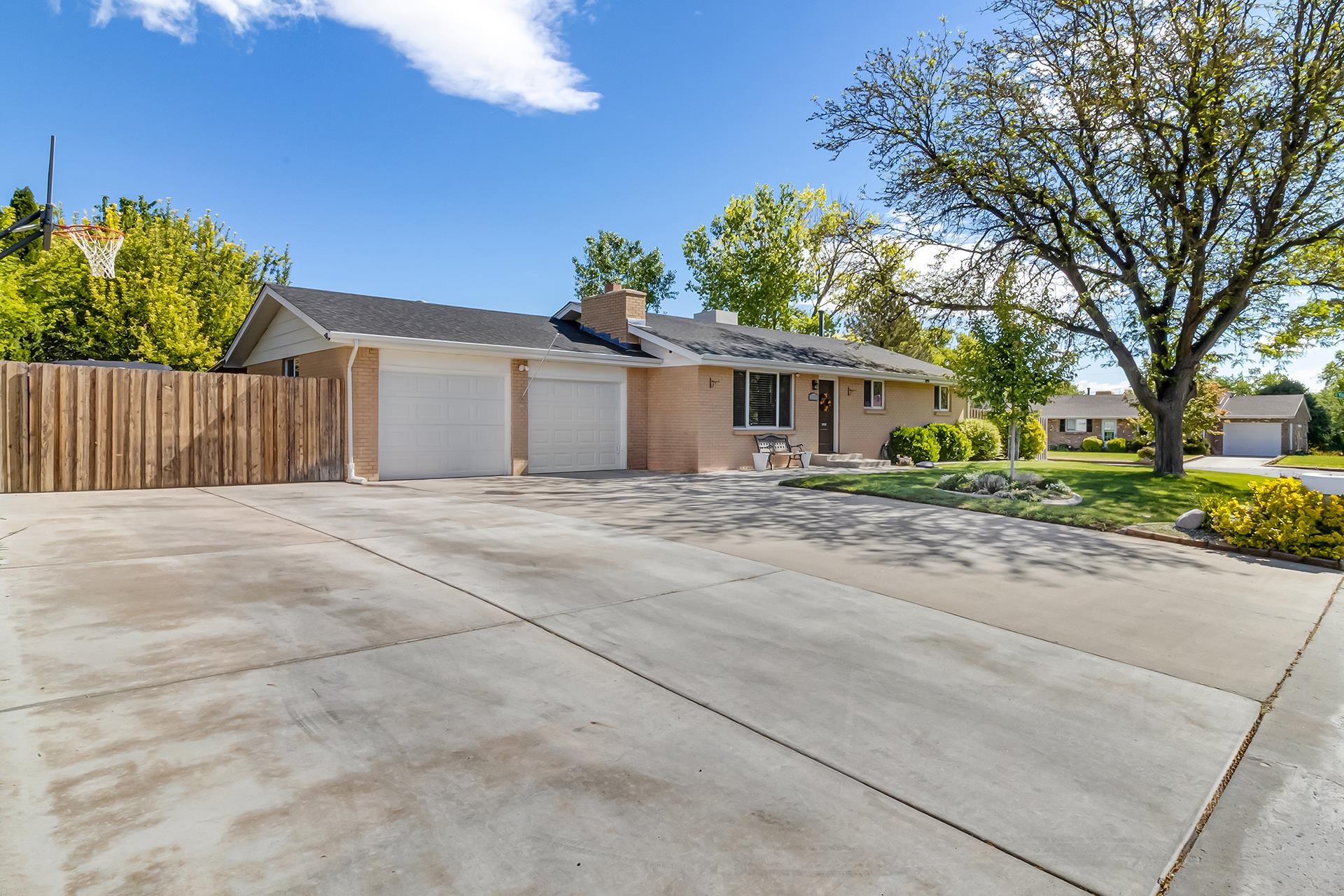 2118 Saguaro Road