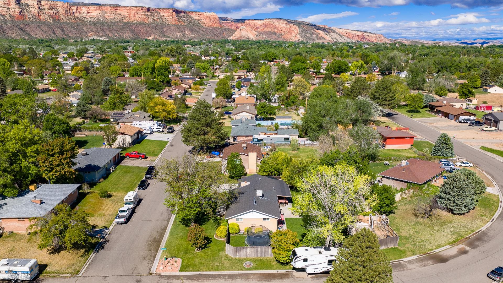 2118 Saguaro Road