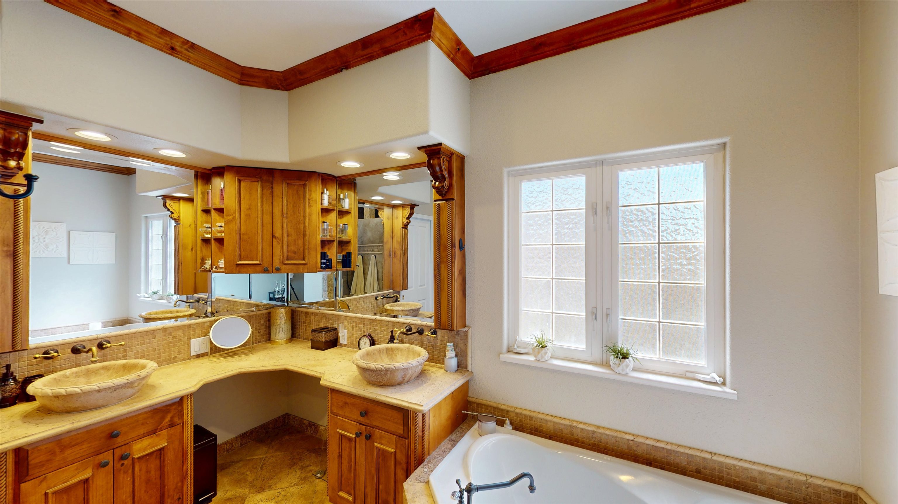 3810 Horizon Glen Court