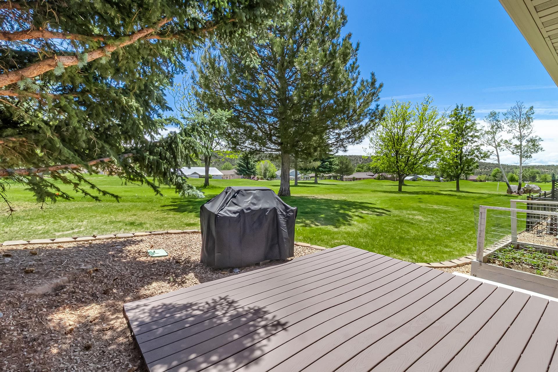 1235 SE Stonebridge Drive