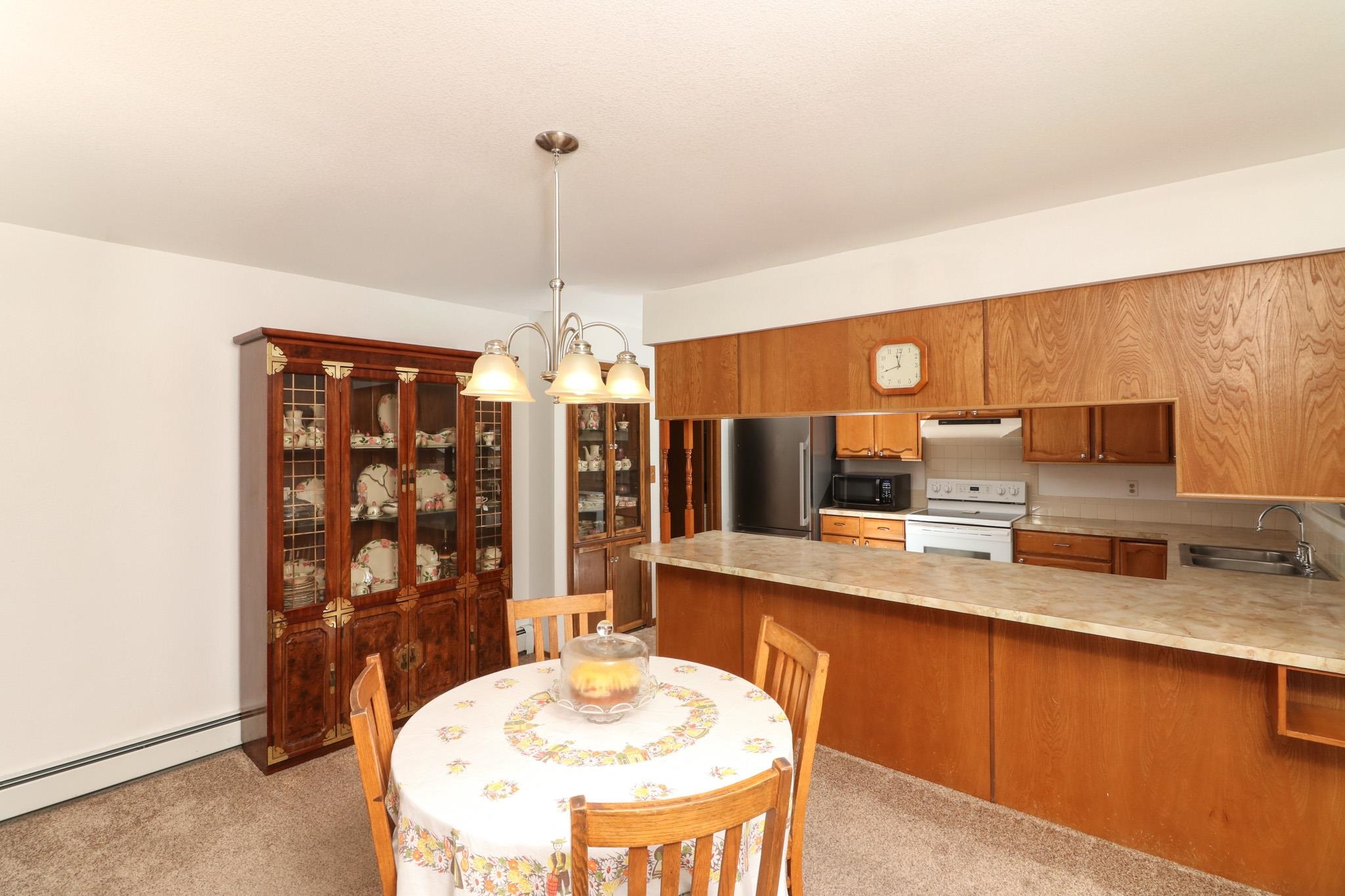 615 Hudsons Bay Drive