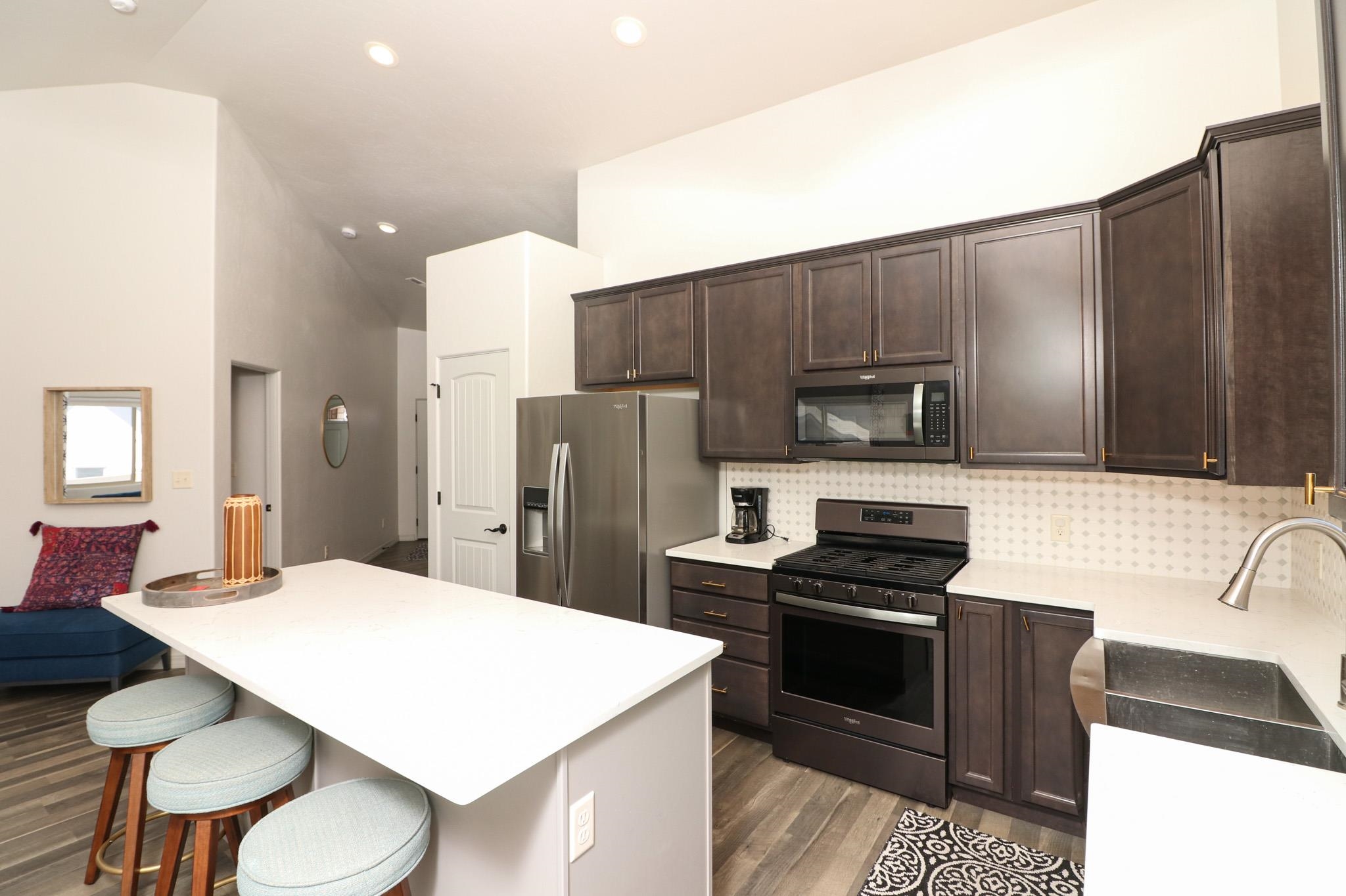 592 Teatro Court
