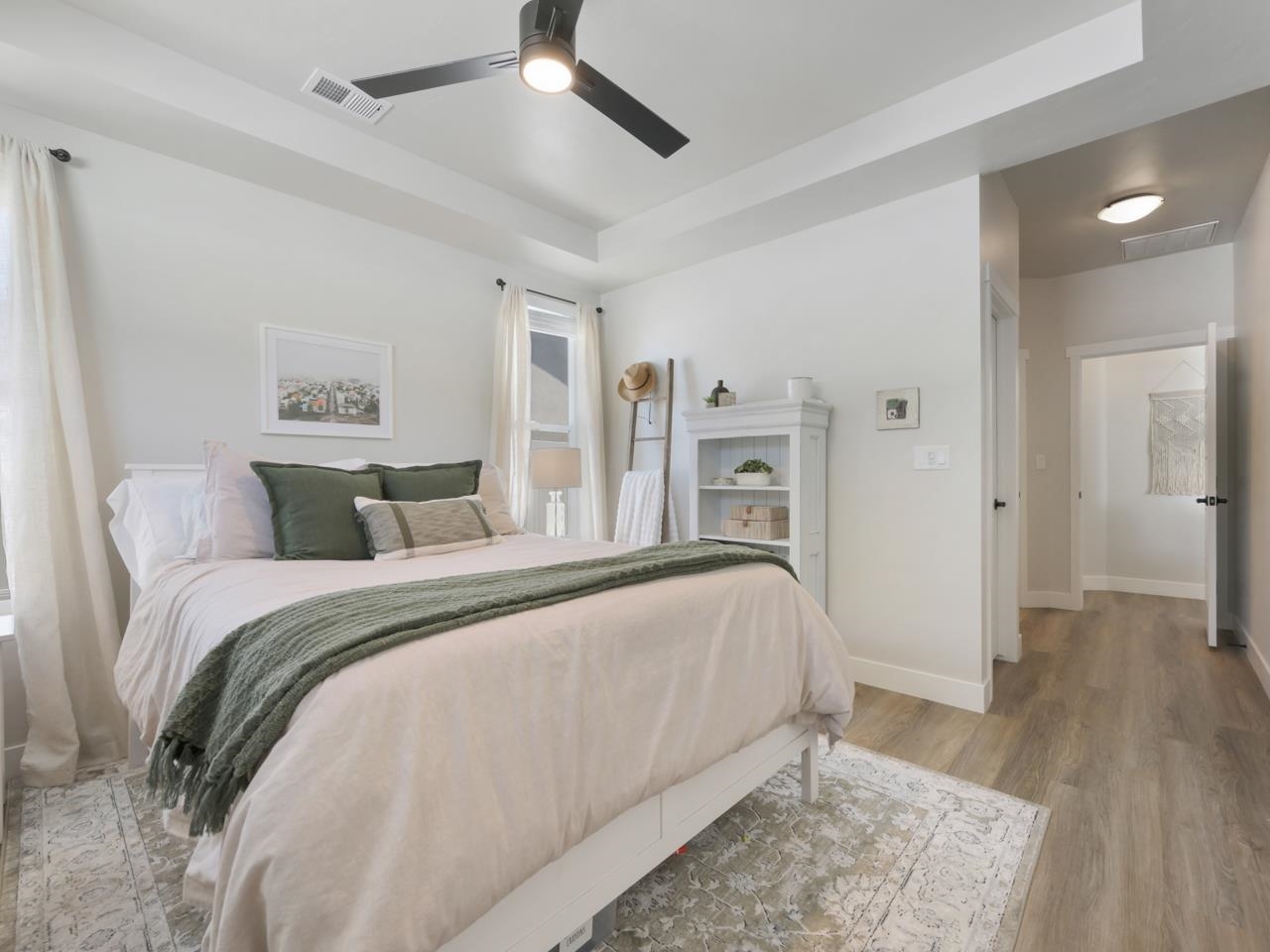 675 McHenry Avenue Unit: B