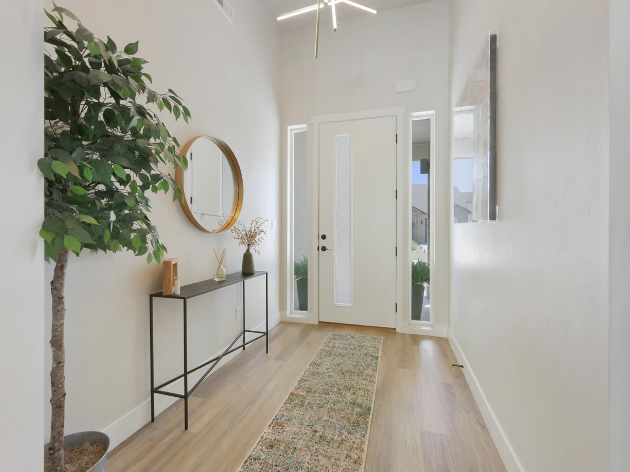 675 McHenry Avenue Unit: B