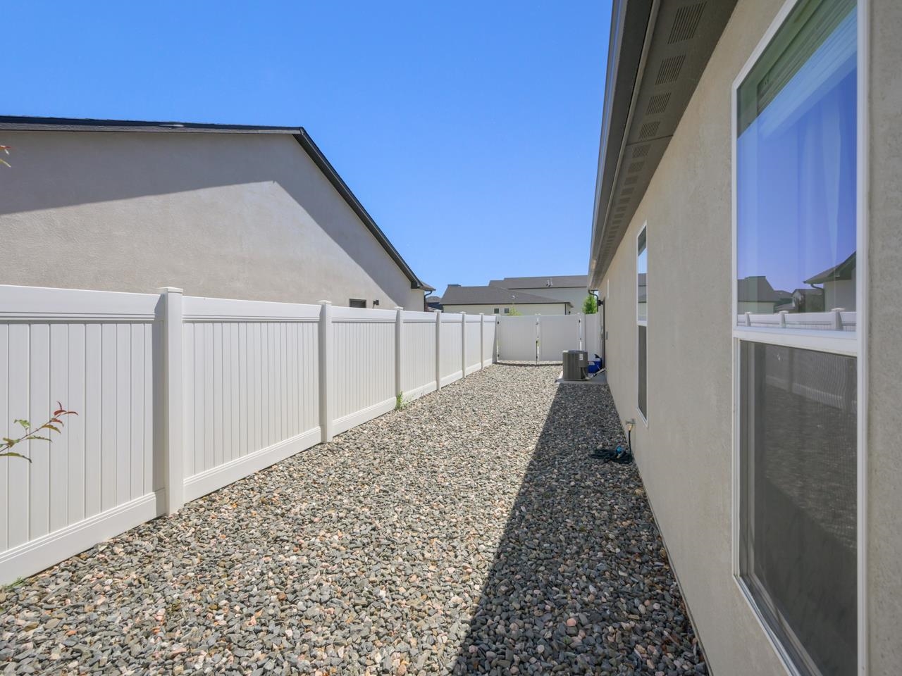 675 McHenry Avenue Unit: B