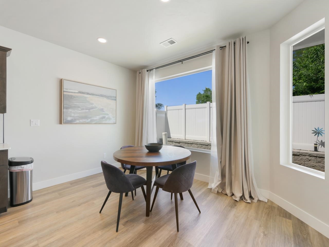 675 McHenry Avenue Unit: B
