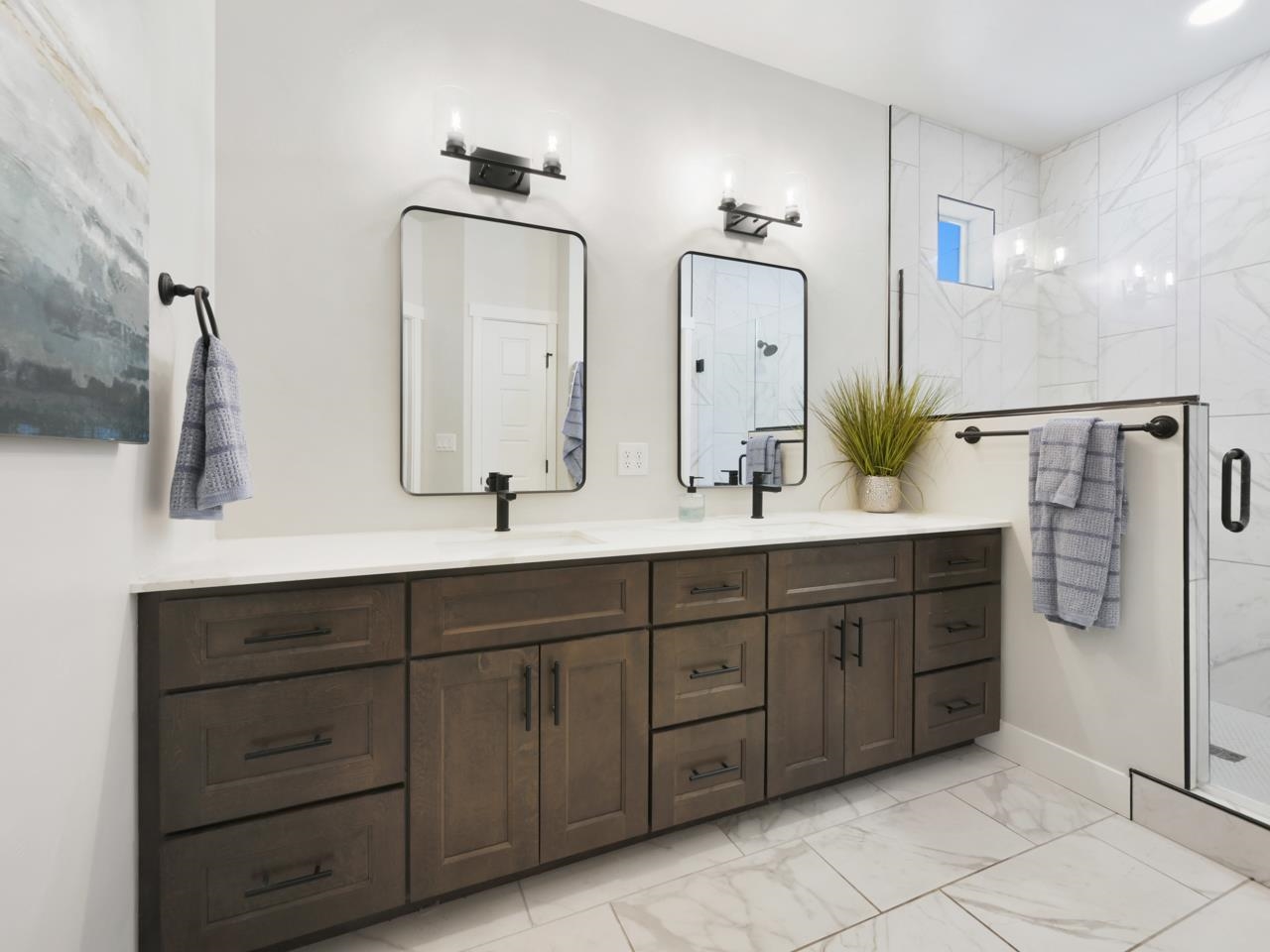 675 McHenry Avenue Unit: B