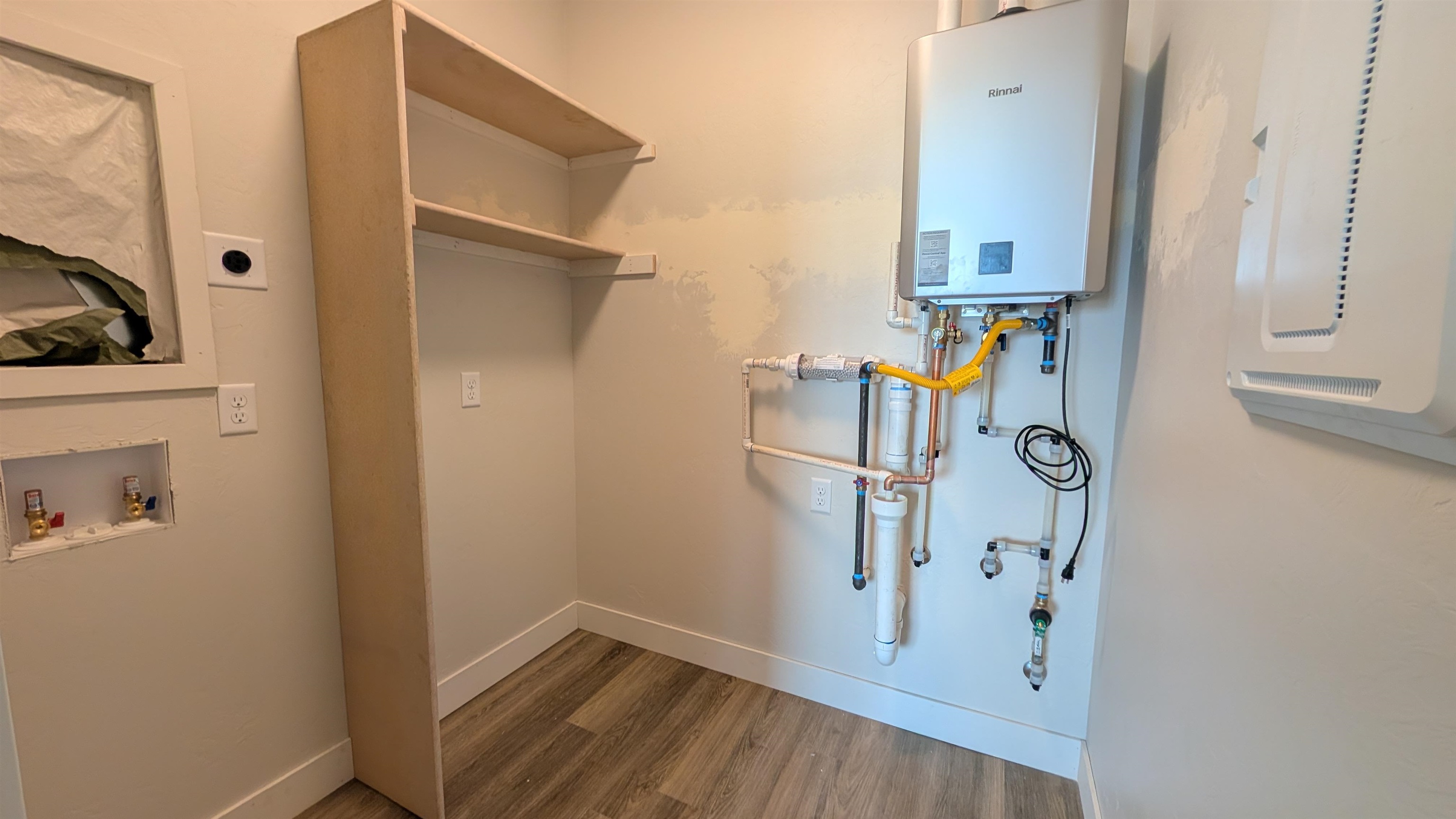 2454 Hamilton Road Unit: B