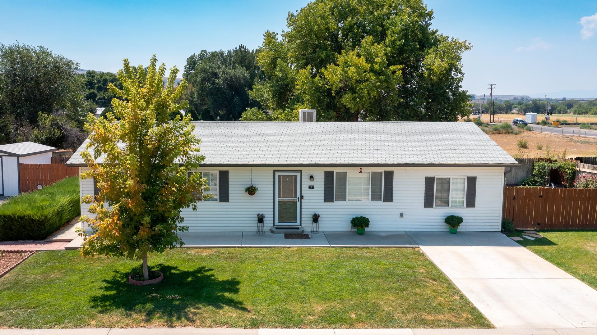 537 Crawford Lane