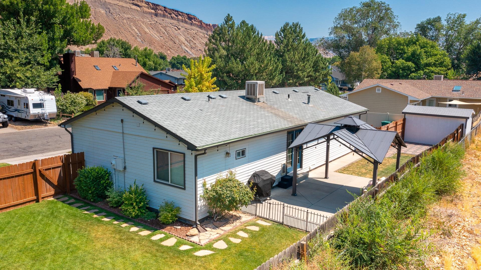537 Crawford Lane