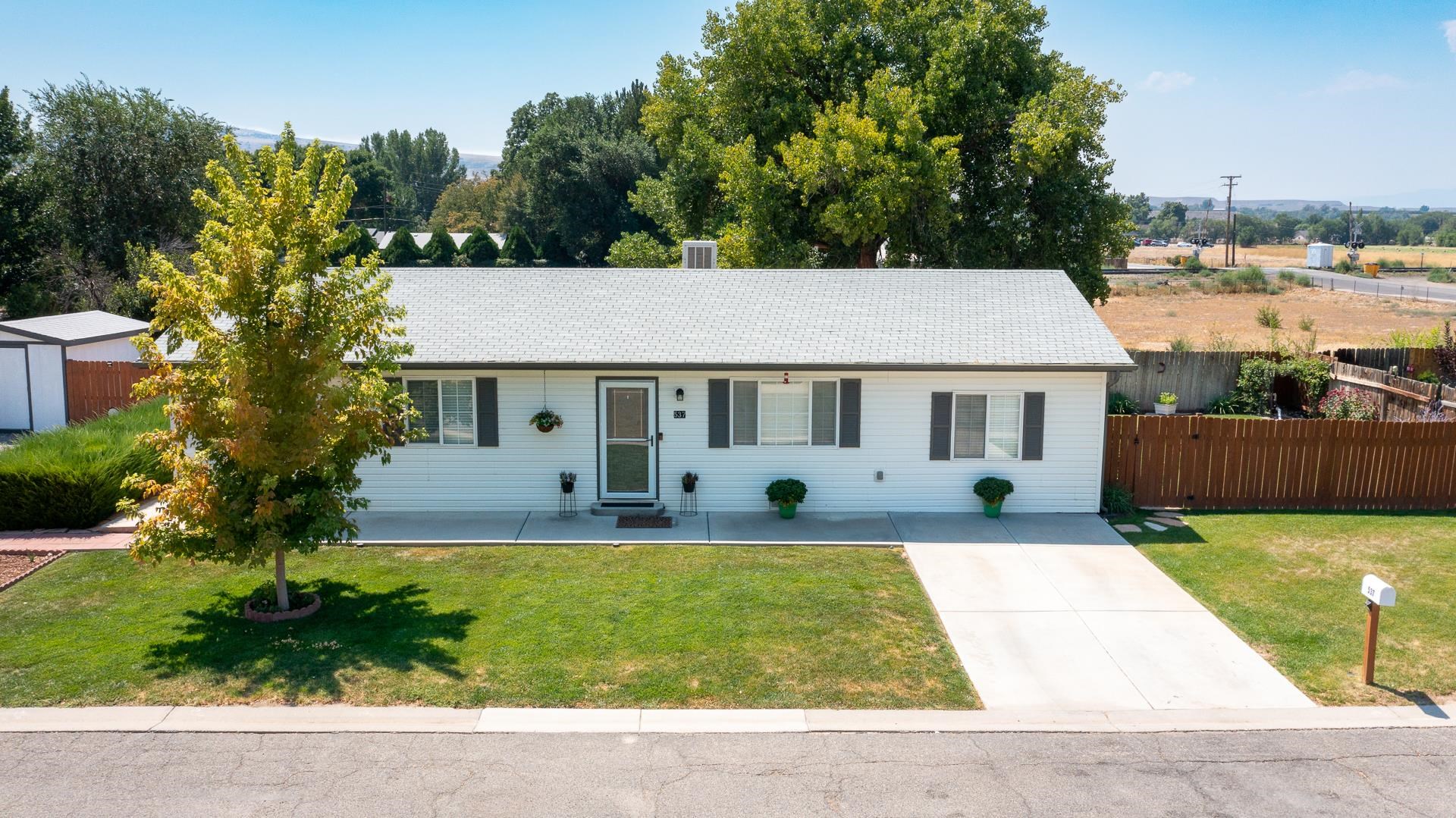537 Crawford Lane