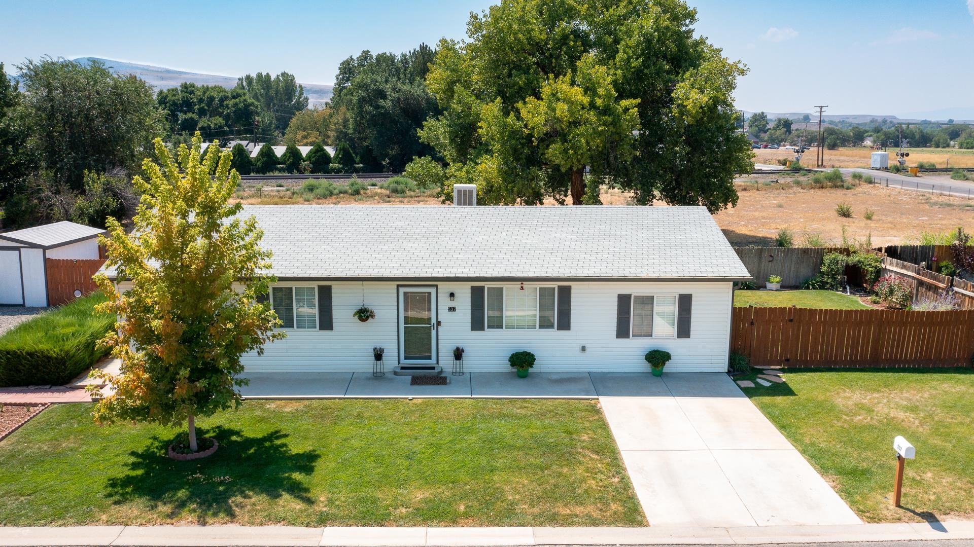 537 Crawford Lane