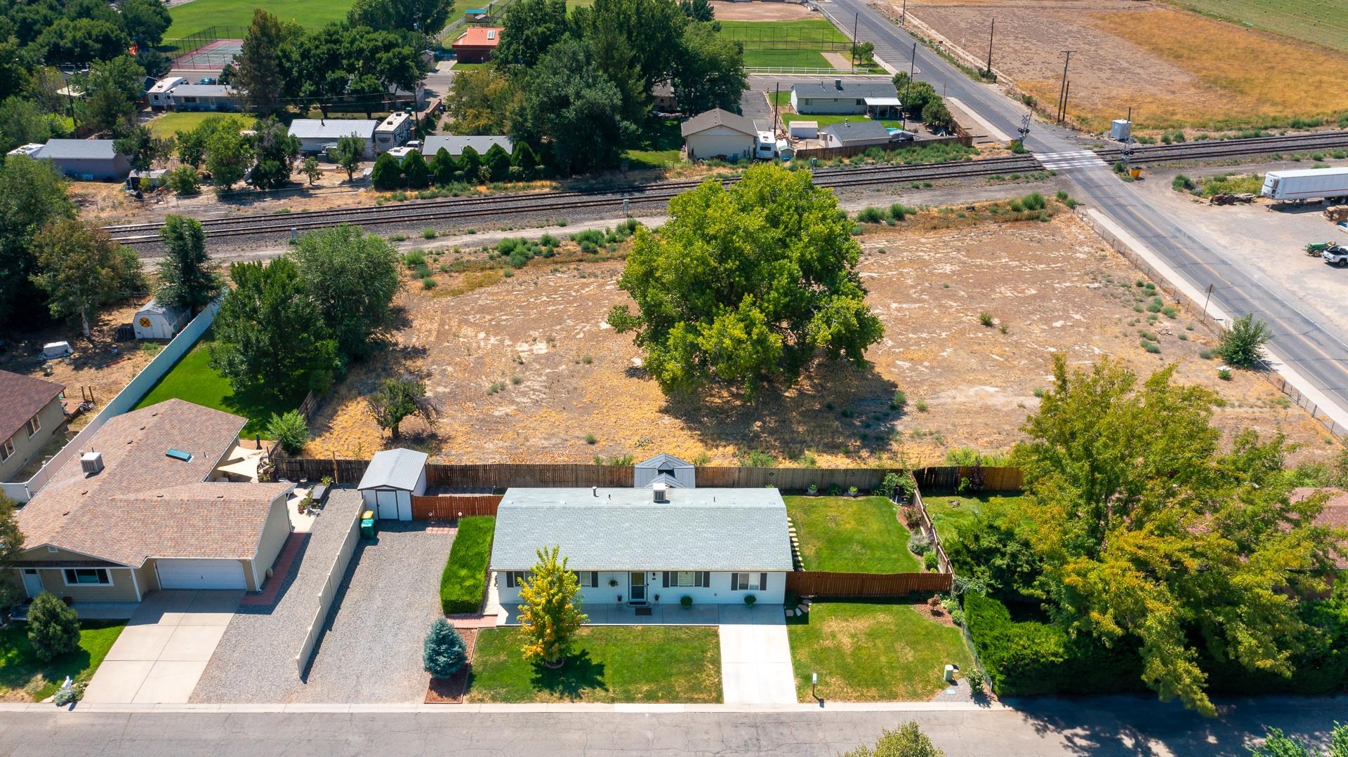 537 Crawford Lane
