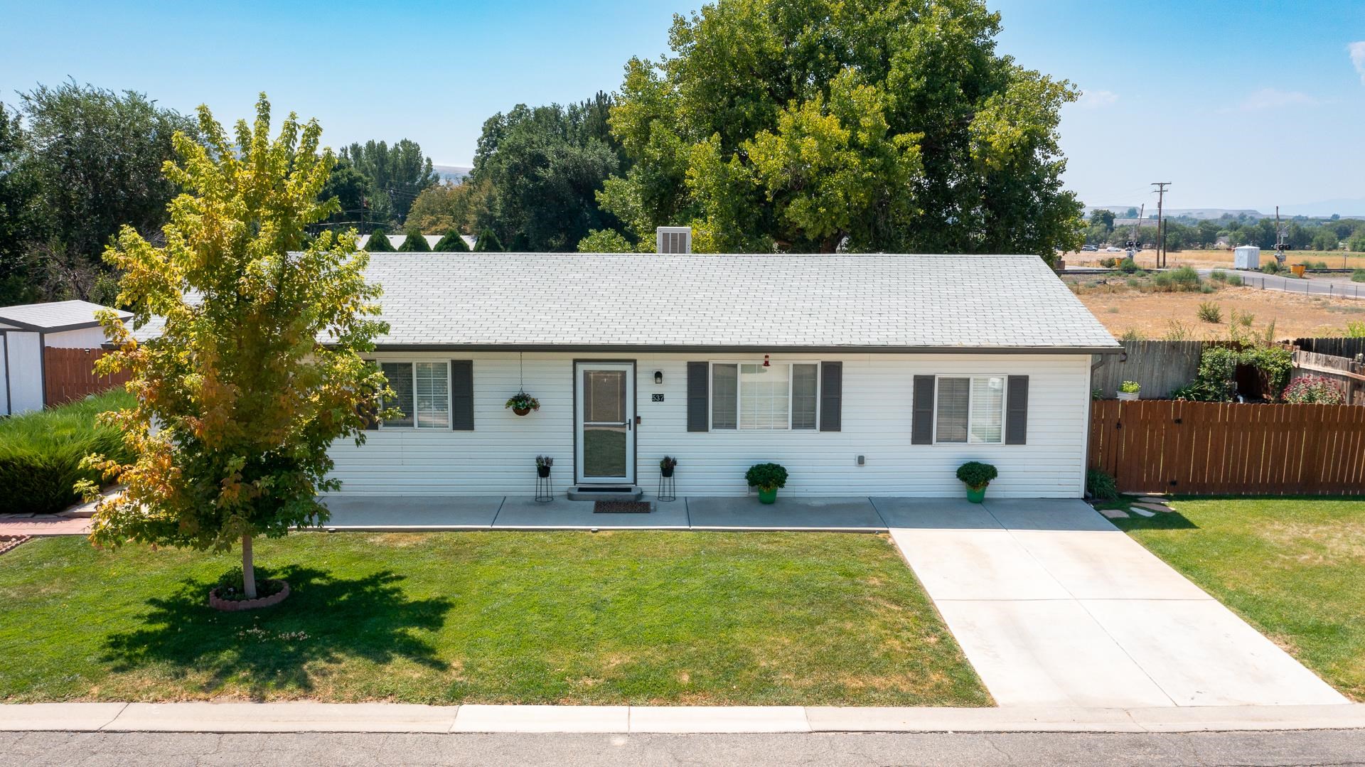 537 Crawford Lane