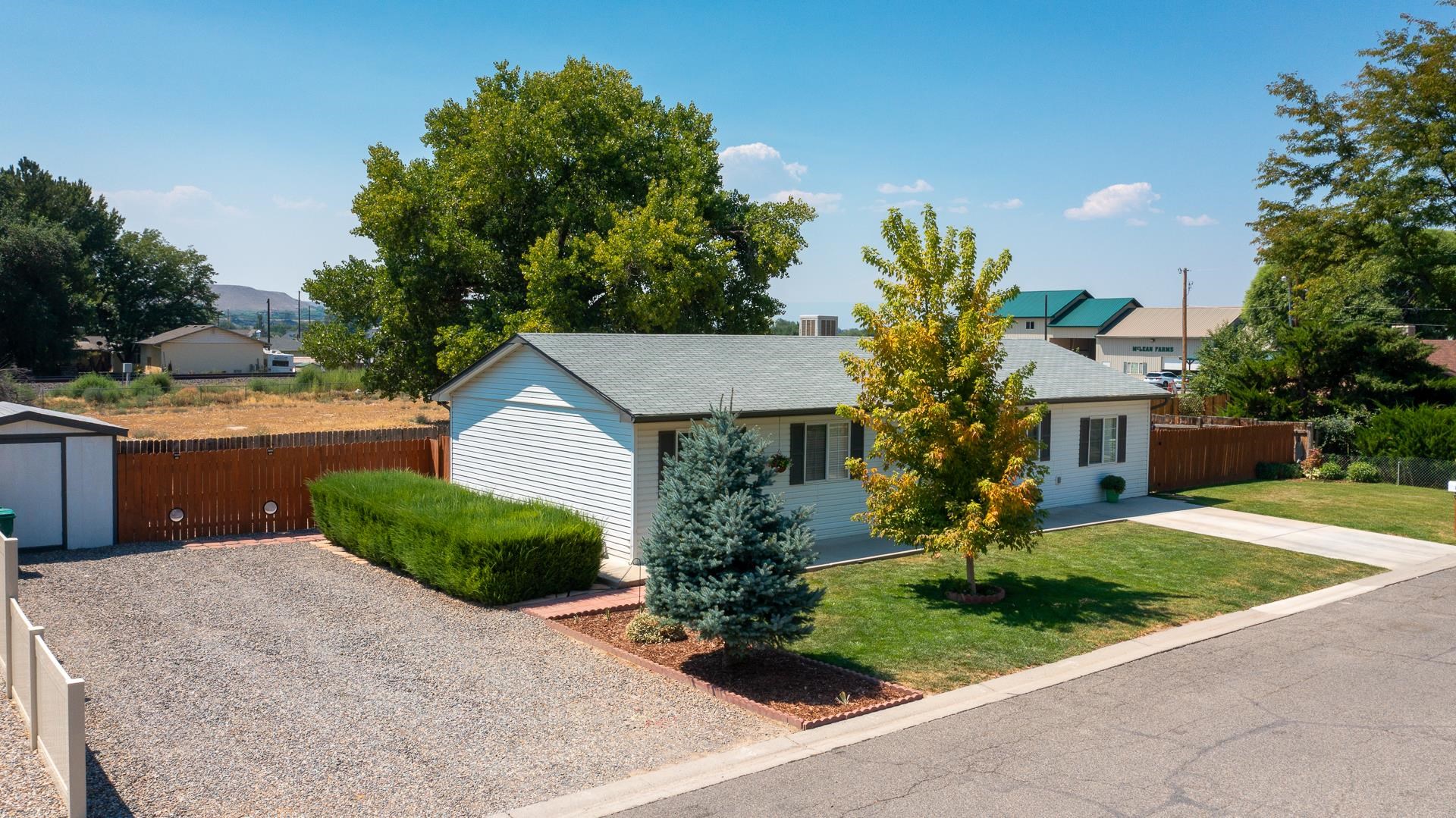 537 Crawford Lane