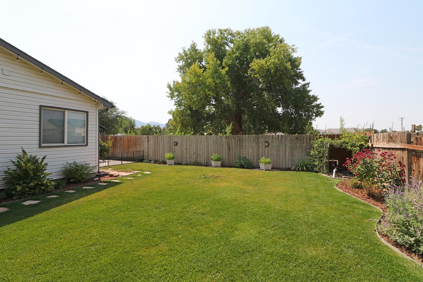 537 Crawford Lane