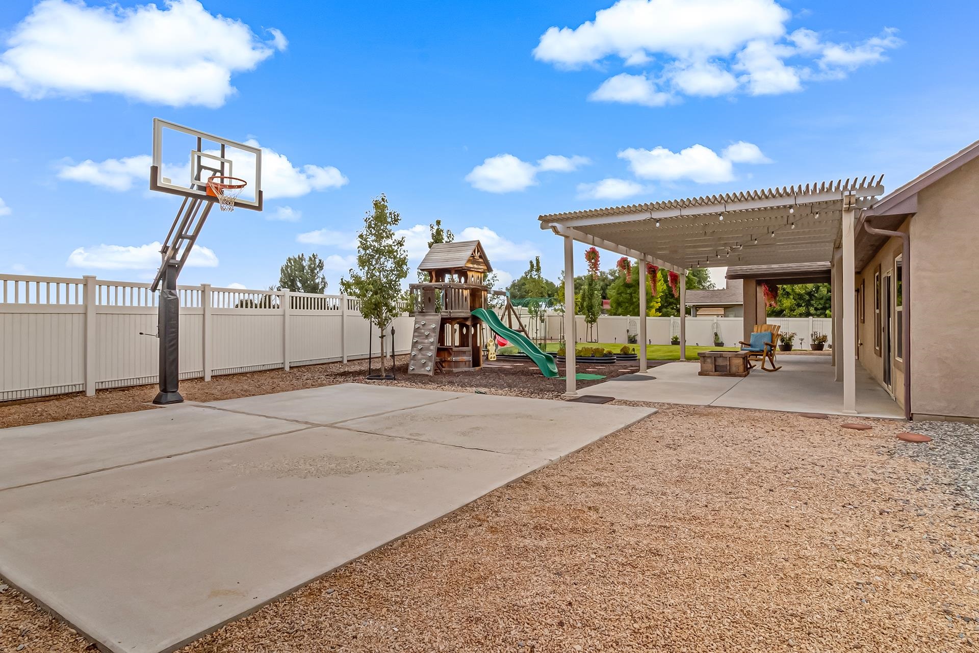 514 Lois Drive