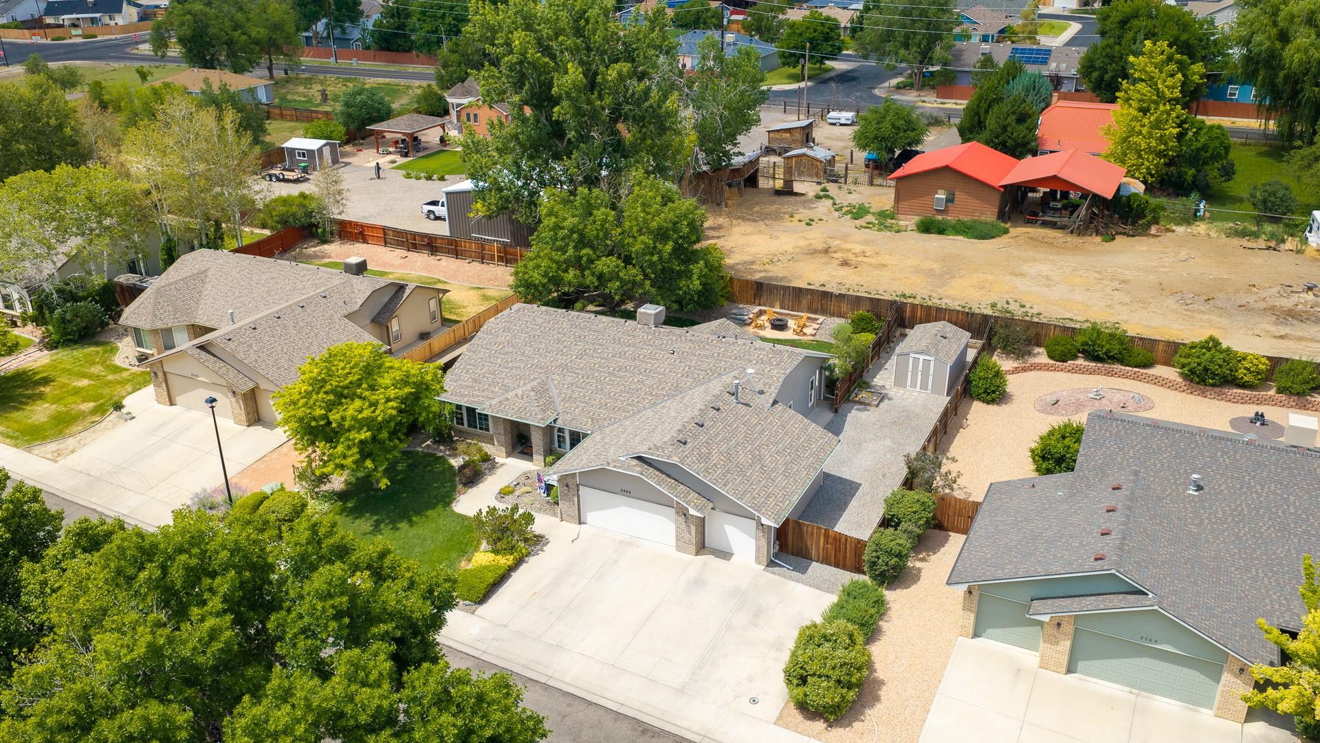 2562 Forest Hills Avenue