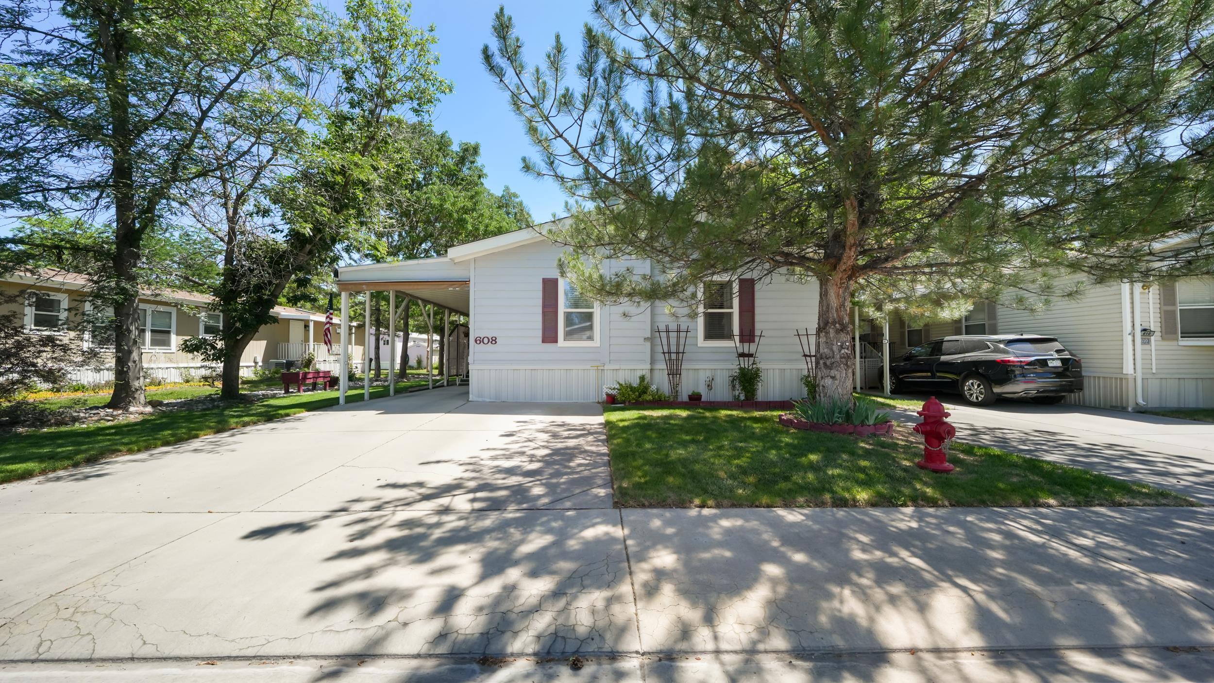 435 32 Road Unit: 608