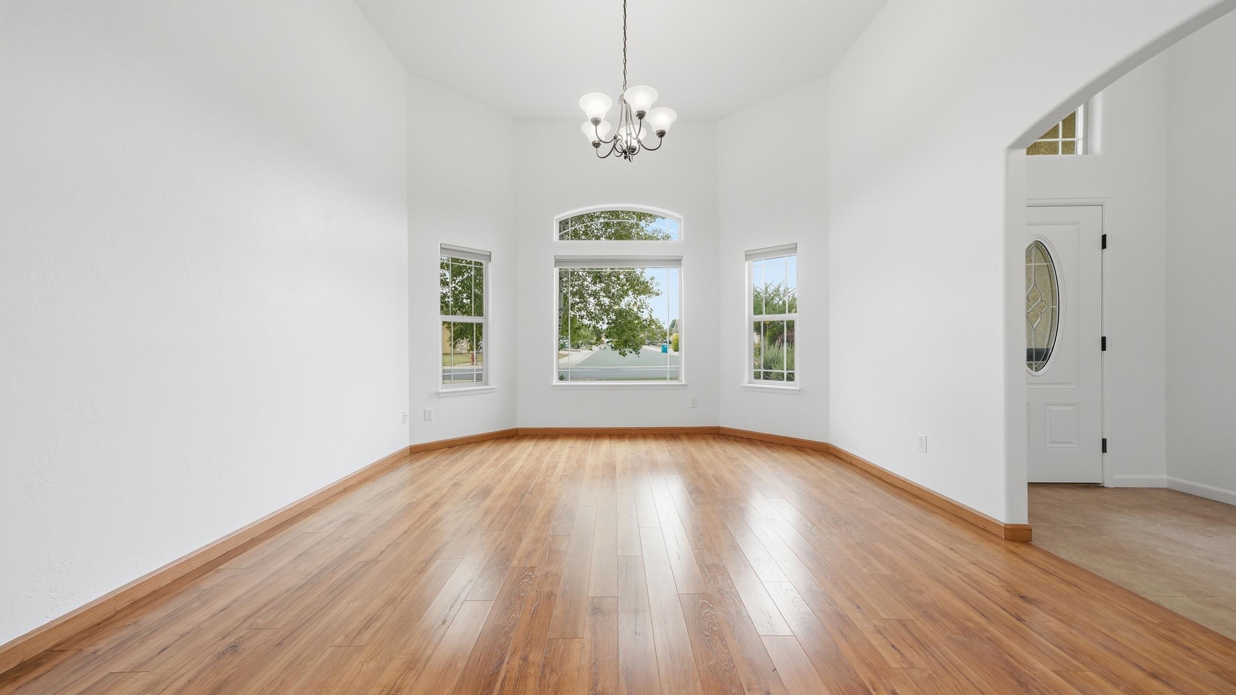 3093 Fairbanks Lane