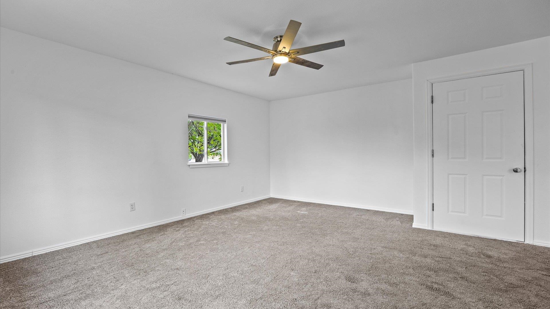 201 Knob Hill Drive