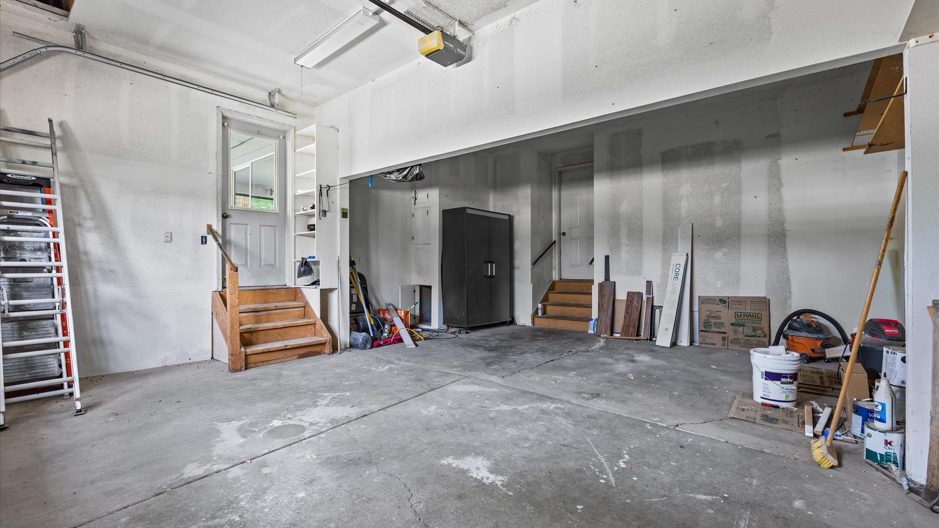 201 Knob Hill Drive