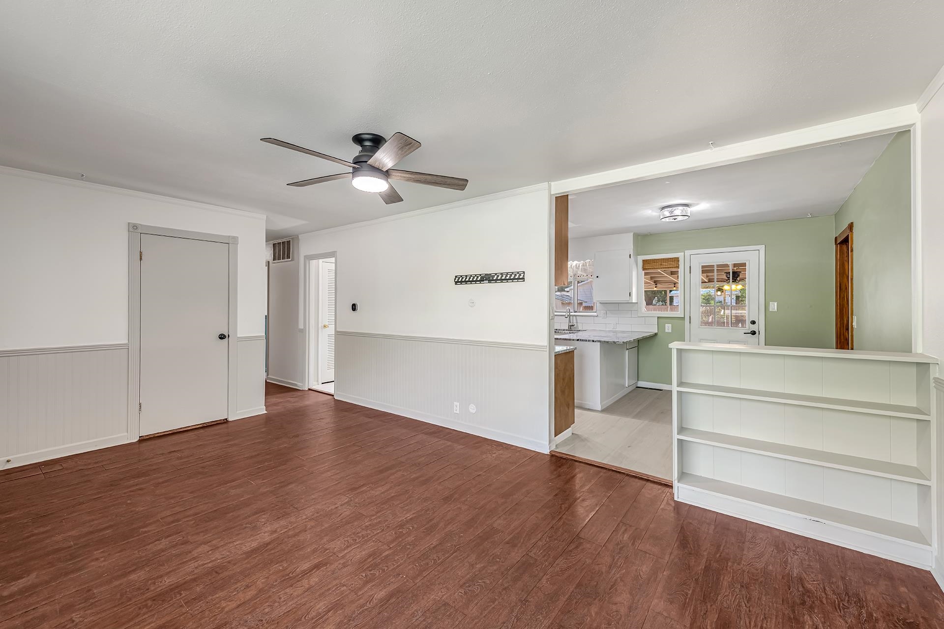 308 Zuni Drive